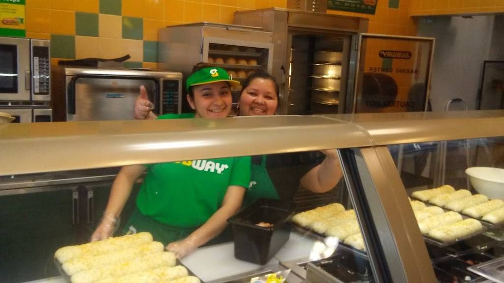 Subway | restaurant | 1076 S Main St, Red Bluff, CA 96080, USA | 5305289600 OR +1 530-528-9600