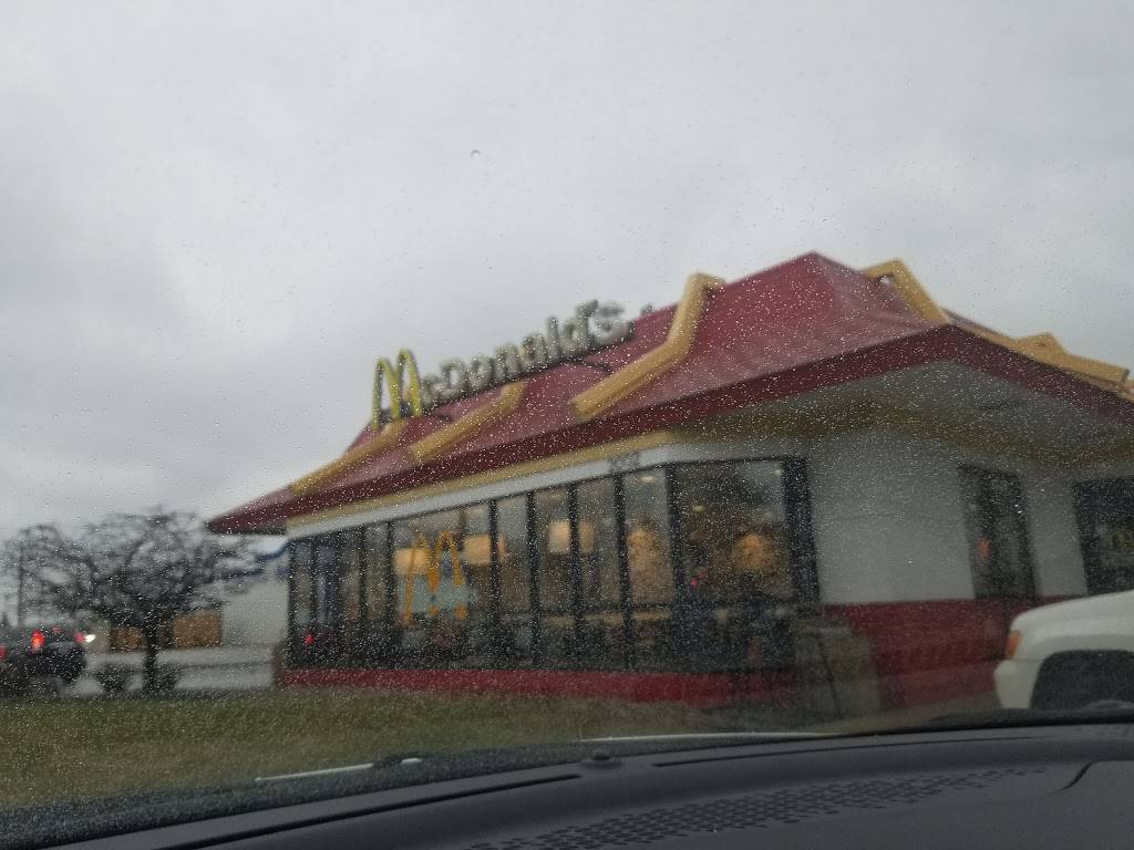 McDonalds | cafe | 2002 Calumet Ave, Valparaiso, IN 46383, USA | 2194627278 OR +1 219-462-7278