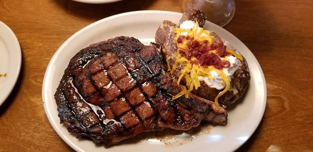Texas Roadhouse | restaurant | 2422 Naglee Rd, Tracy, CA 95304, USA | 2098301133 OR +1 209-830-1133