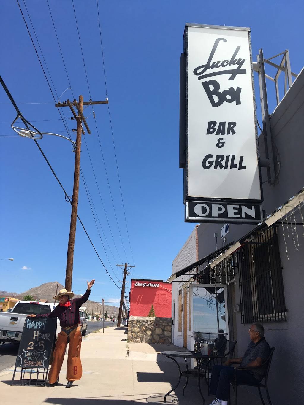 Lucky Boy Bar and Grill | night club | 2706 N Piedras St, El Paso, TX 79930, USA | 9153011954 OR +1 915-301-1954