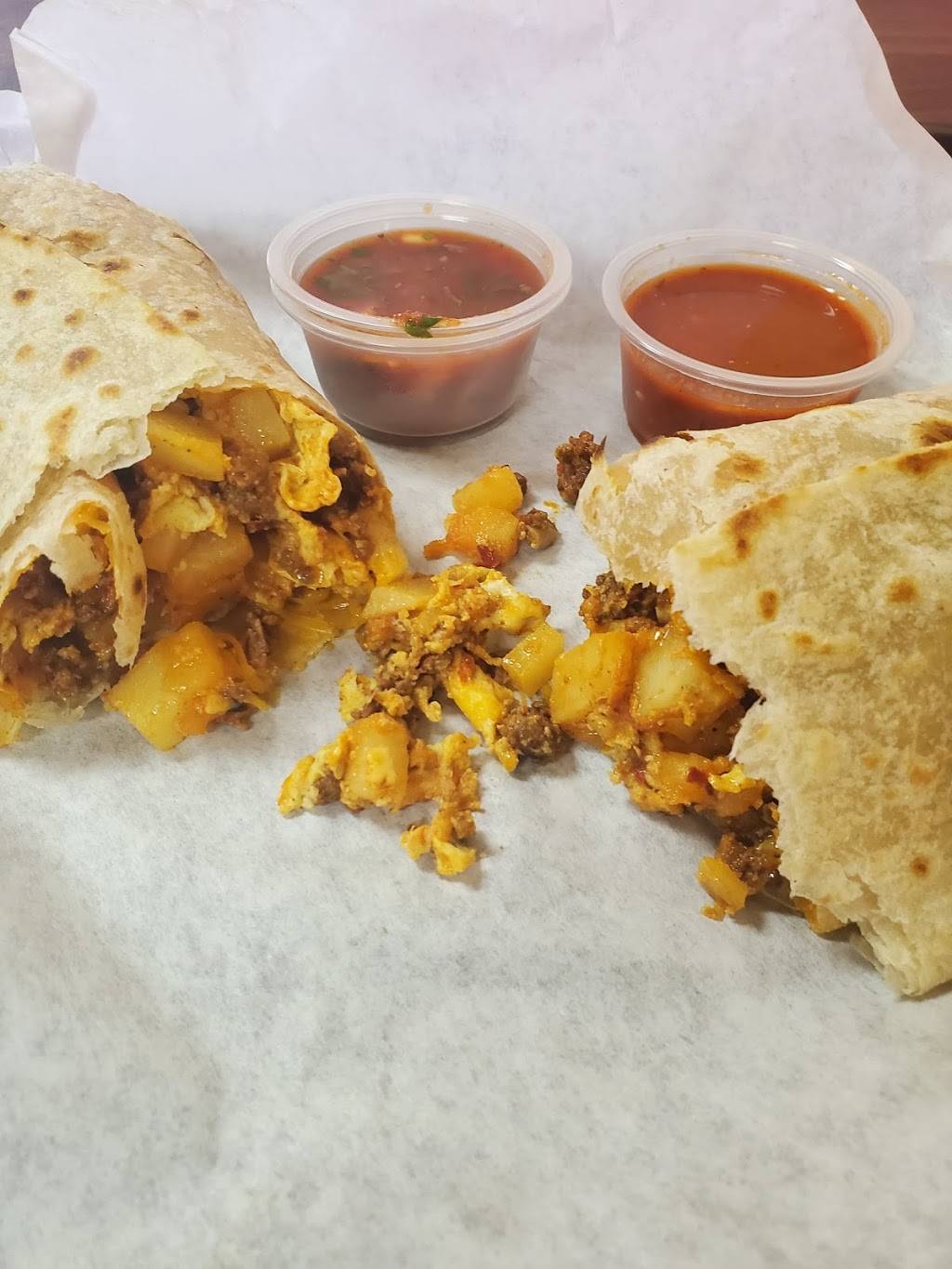 Nicos Mexican Food | restaurant | 5660 E Broadway Blvd, Tucson, AZ 85711, USA | 5207905550 OR +1 520-790-5550