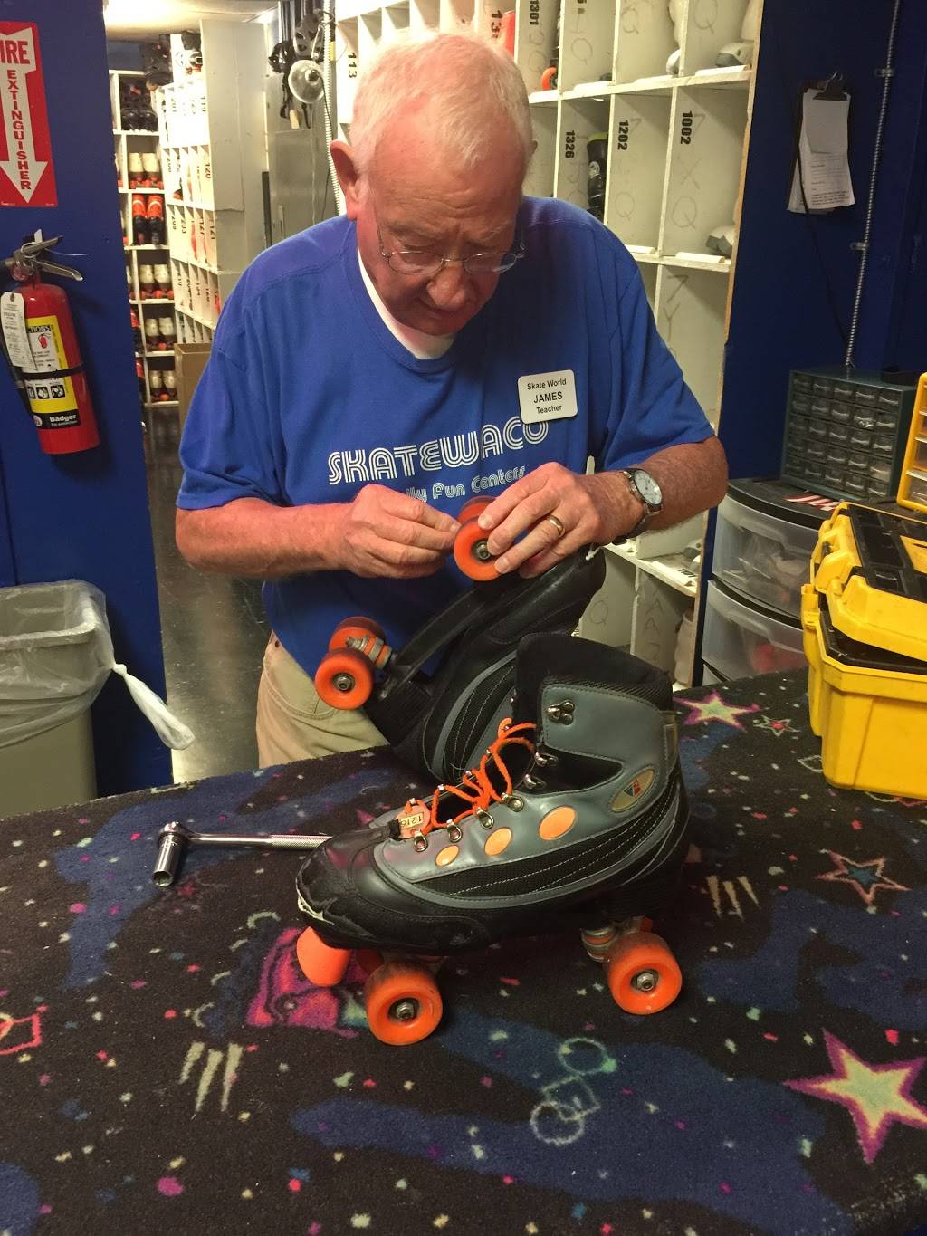 Skate Waco | meal takeaway | 401 Towne Oaks Dr, Waco, TX 76710, USA | 2547720042 OR +1 254-772-0042