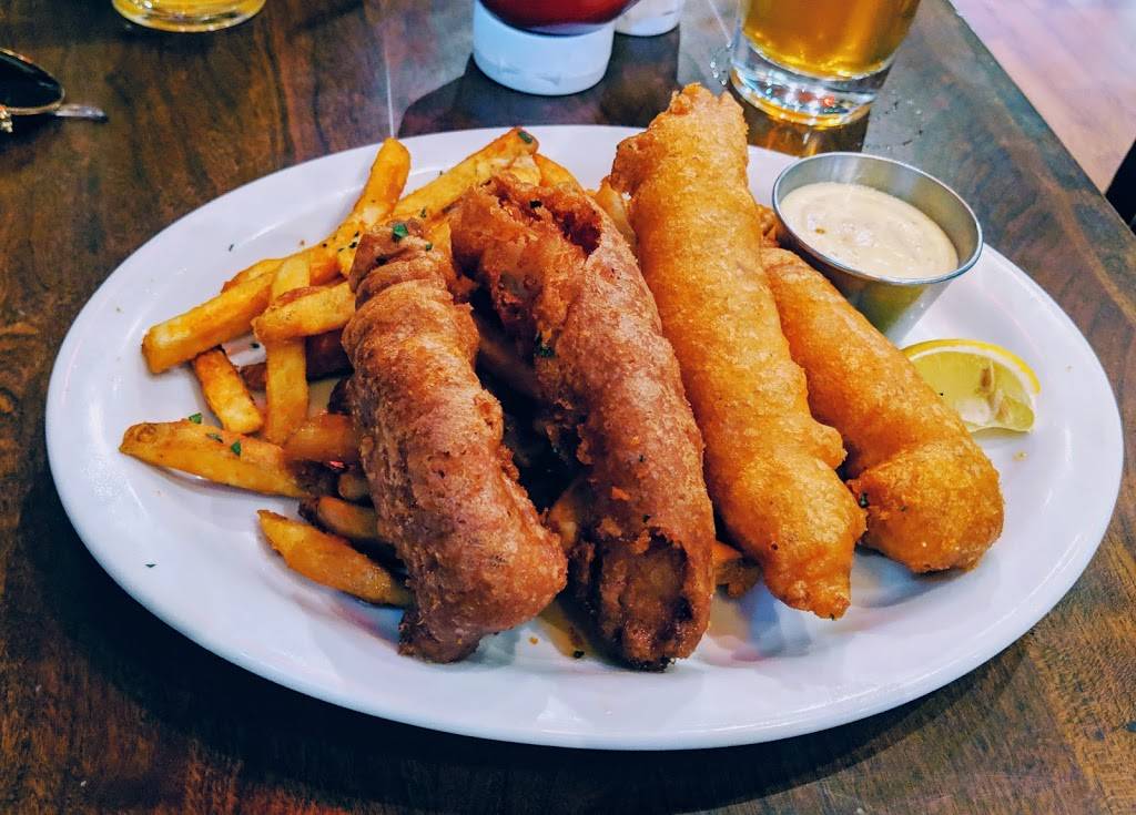 The Old Ship Saloon | restaurant | 298 Pacific Ave, San Francisco, CA 94111, USA | 4157882222 OR +1 415-788-2222