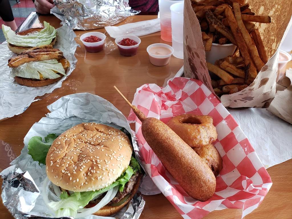 Nancys Burgers And Fries | restaurant | 4925 River Rd N, Keizer, OR 97303, USA | 5037984123 OR +1 503-798-4123
