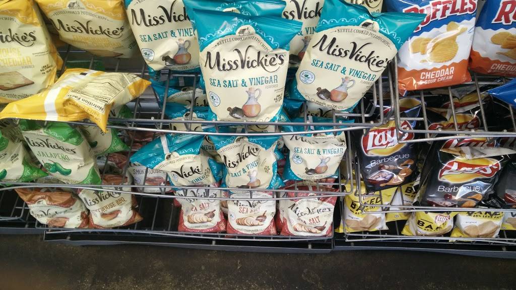 Jersey Mikes Subs | meal takeaway | 17655 West 12 Mile Road, Lathrup Village, MI 48076, USA | 2482813301 OR +1 248-281-3301