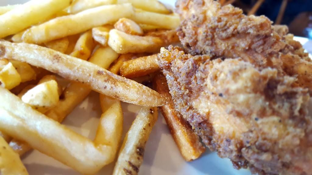 Cracker Barrel Old Country Store | restaurant | 10801 Battleview Pkwy, Manassas, VA 20109, USA | 7033694641 OR +1 703-369-4641