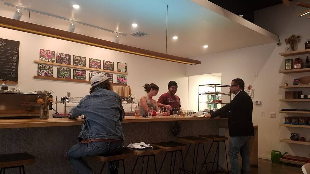 Mega Bodega | cafe | 1001 S Broadway c, Los Angeles, CA 90015, USA | 3105675105 OR +1 310-567-5105