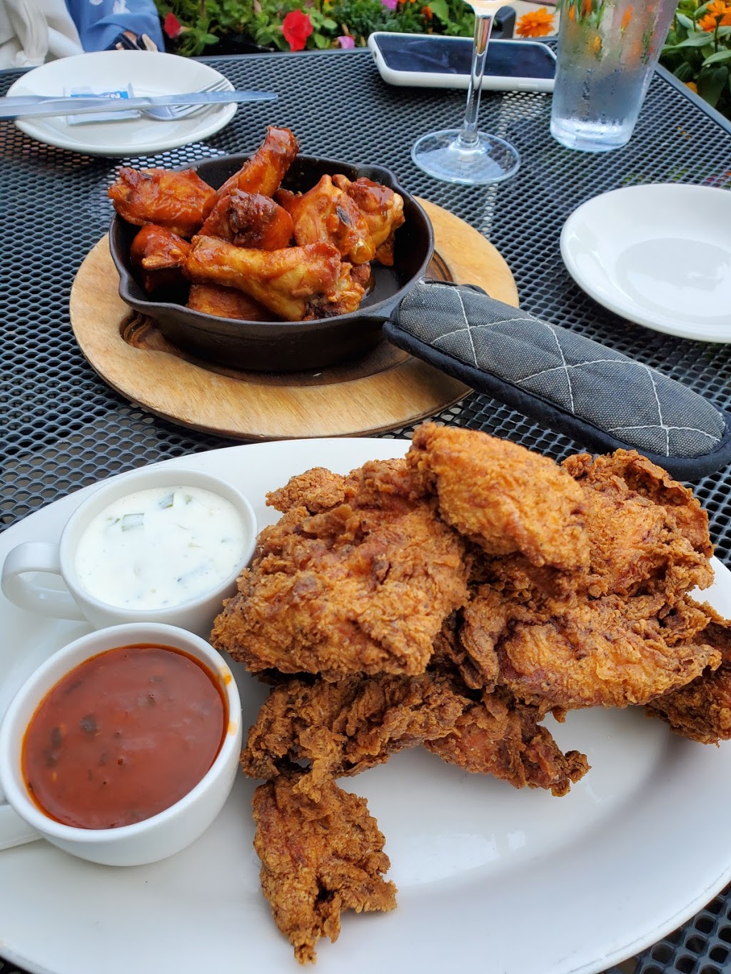 Five Horses Tavern - South End | restaurant | 535 Columbus Ave, Boston, MA 02118, USA | 6179363930 OR +1 617-936-3930