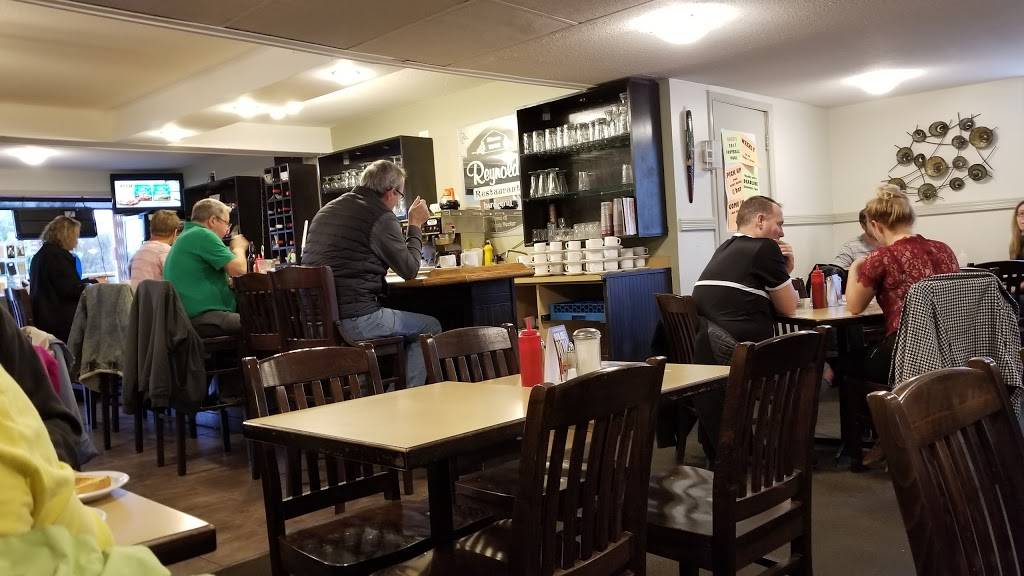 Reynolds Restaurant | restaurant | 874 Clyde Ave, Ottawa, ON K1Z 5A2, Canada | 6137282391 OR +1 613-728-2391