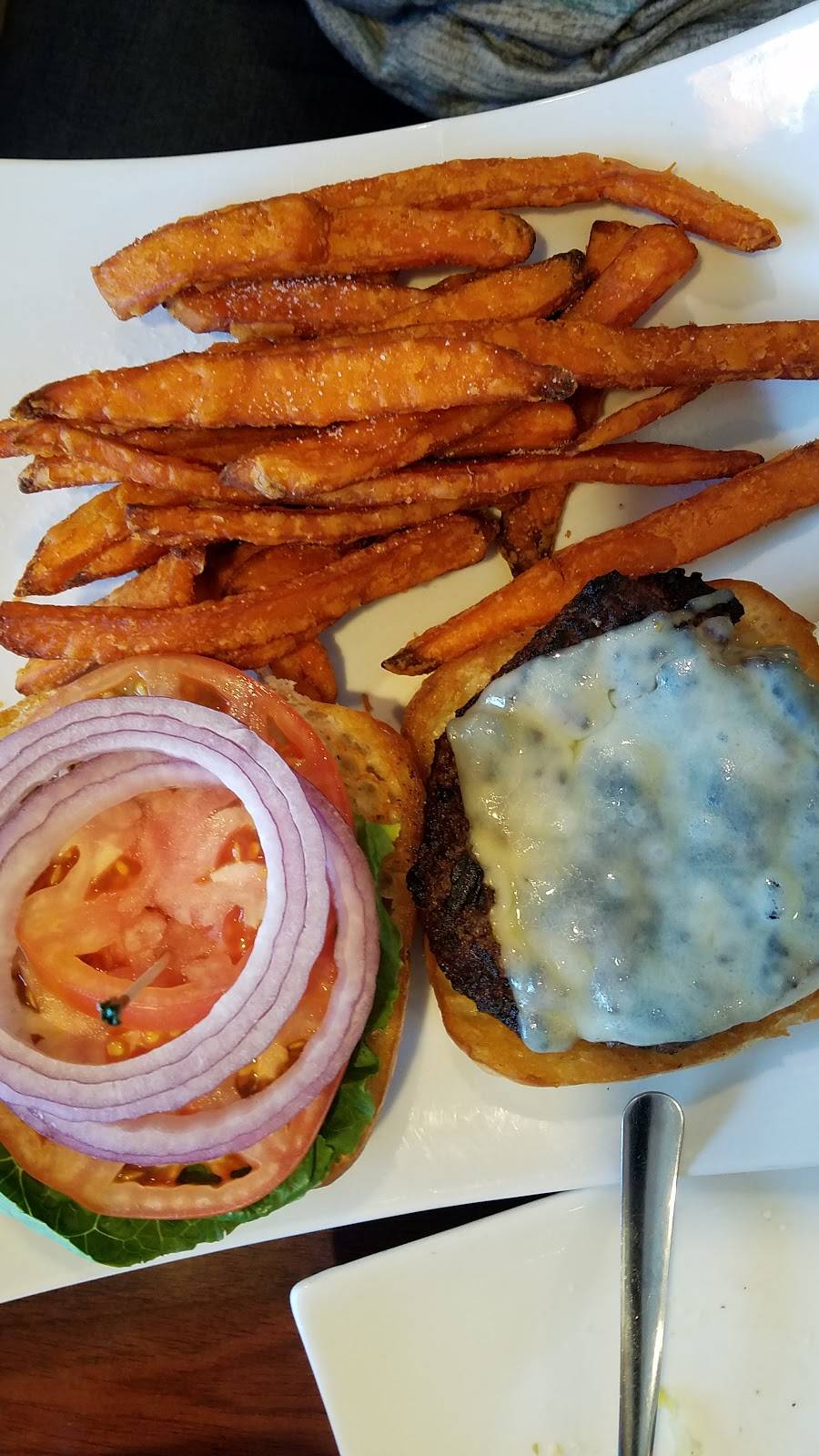 Brick House Family Restaurant | restaurant | 125 W Main St, Hillsboro, NH 03244, USA | 6036804146 OR +1 603-680-4146