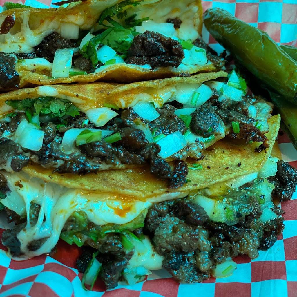 Tacos La Patrona 209 | restaurant | 520 W I St, Los Banos, CA 93635, USA | 2098295400 OR +1 209-829-5400