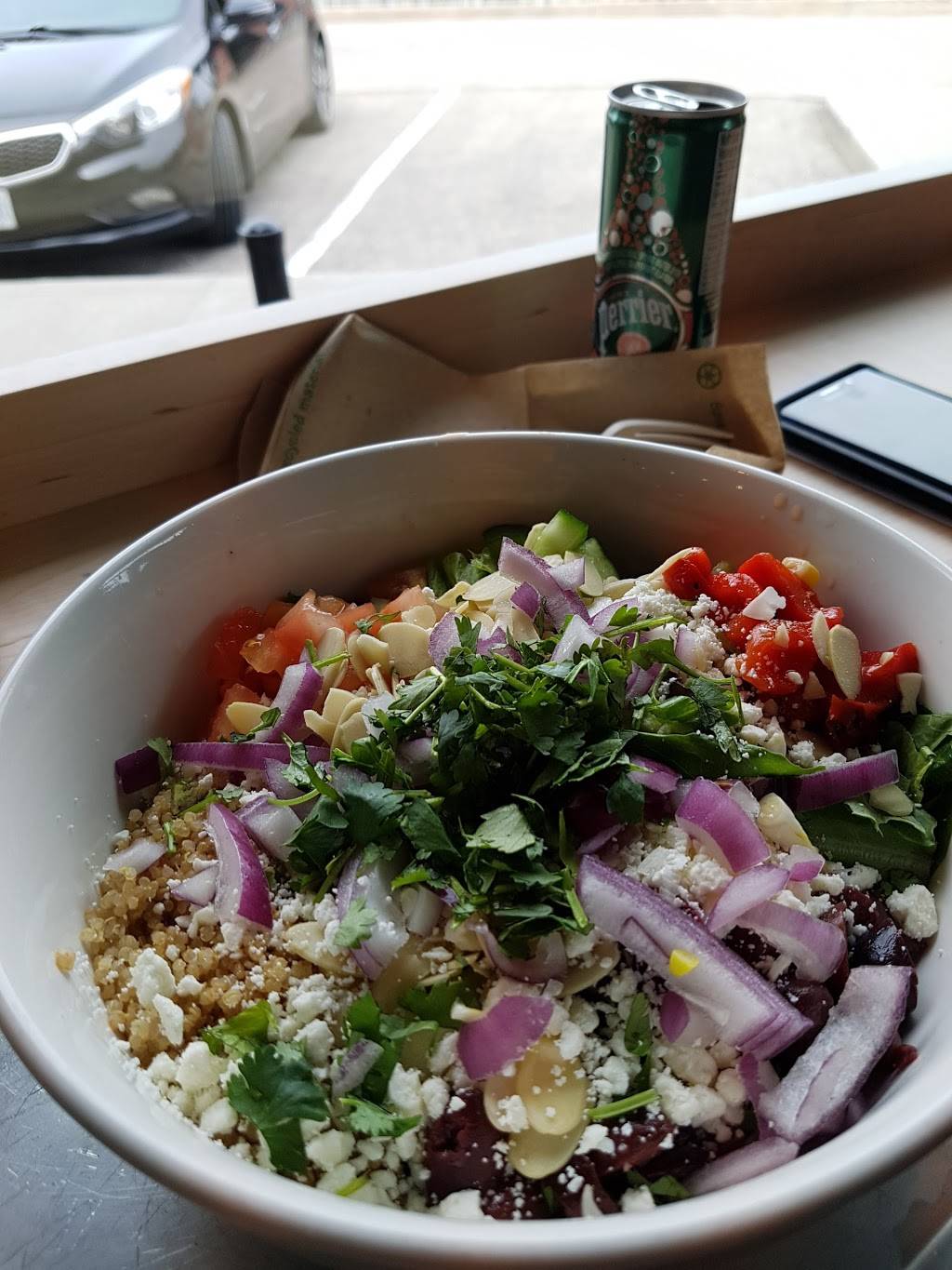 Freshii | restaurant | 646 Erb St W, Waterloo, ON N2T 2K8, Canada | 2266464562 OR +1 226-646-4562