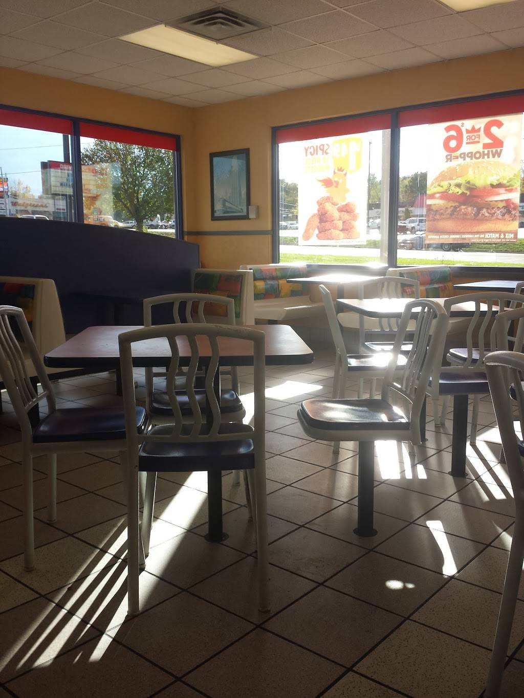 Burger King | restaurant | 215 W Carleton Rd, Hillsdale, MI 49242, USA | 5174373250 OR +1 517-437-3250