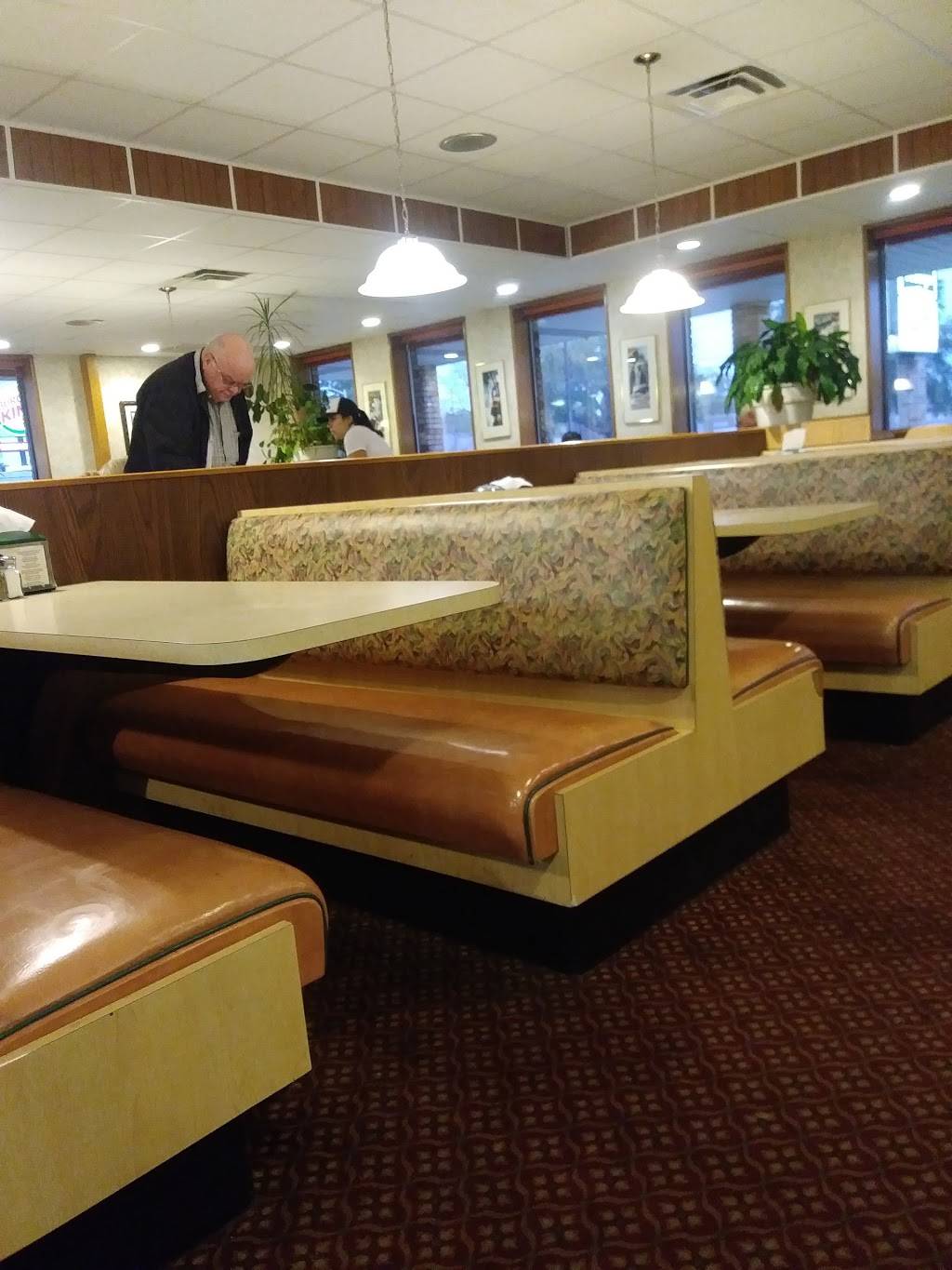 Mr. Burger | restaurant | 950 44th St SW, Wyoming, MI 49509, USA | 6165380363 OR +1 616-538-0363