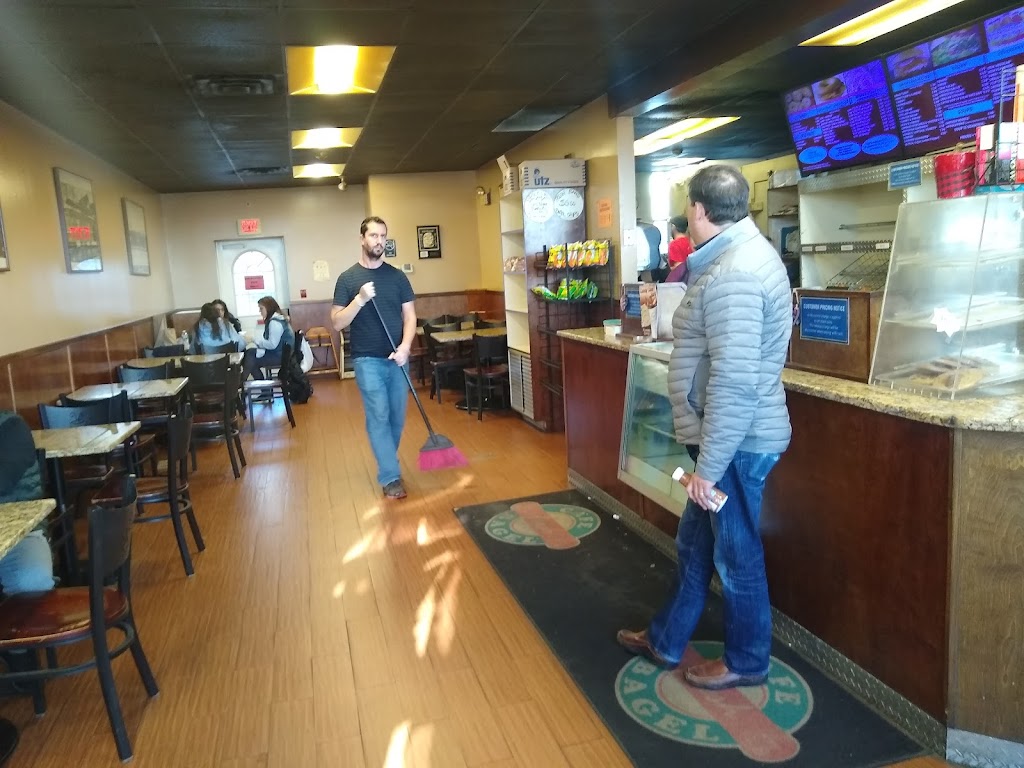 Cafe Fresh Bagel | cafe | 896 Highland Ave, Needham, MA 02494, USA | 7814447444 OR +1 781-444-7444