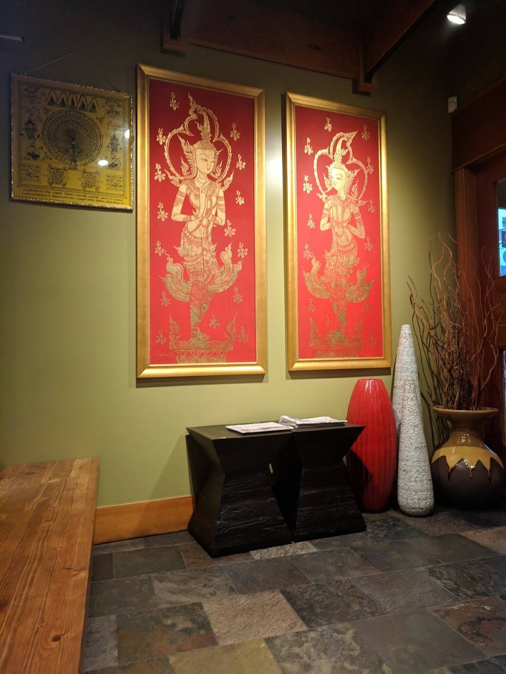 Pen | Thai Restaurant | restaurant | 10107 Main St, Bothell, WA 98011, USA | 4253987300 OR +1 425-398-7300