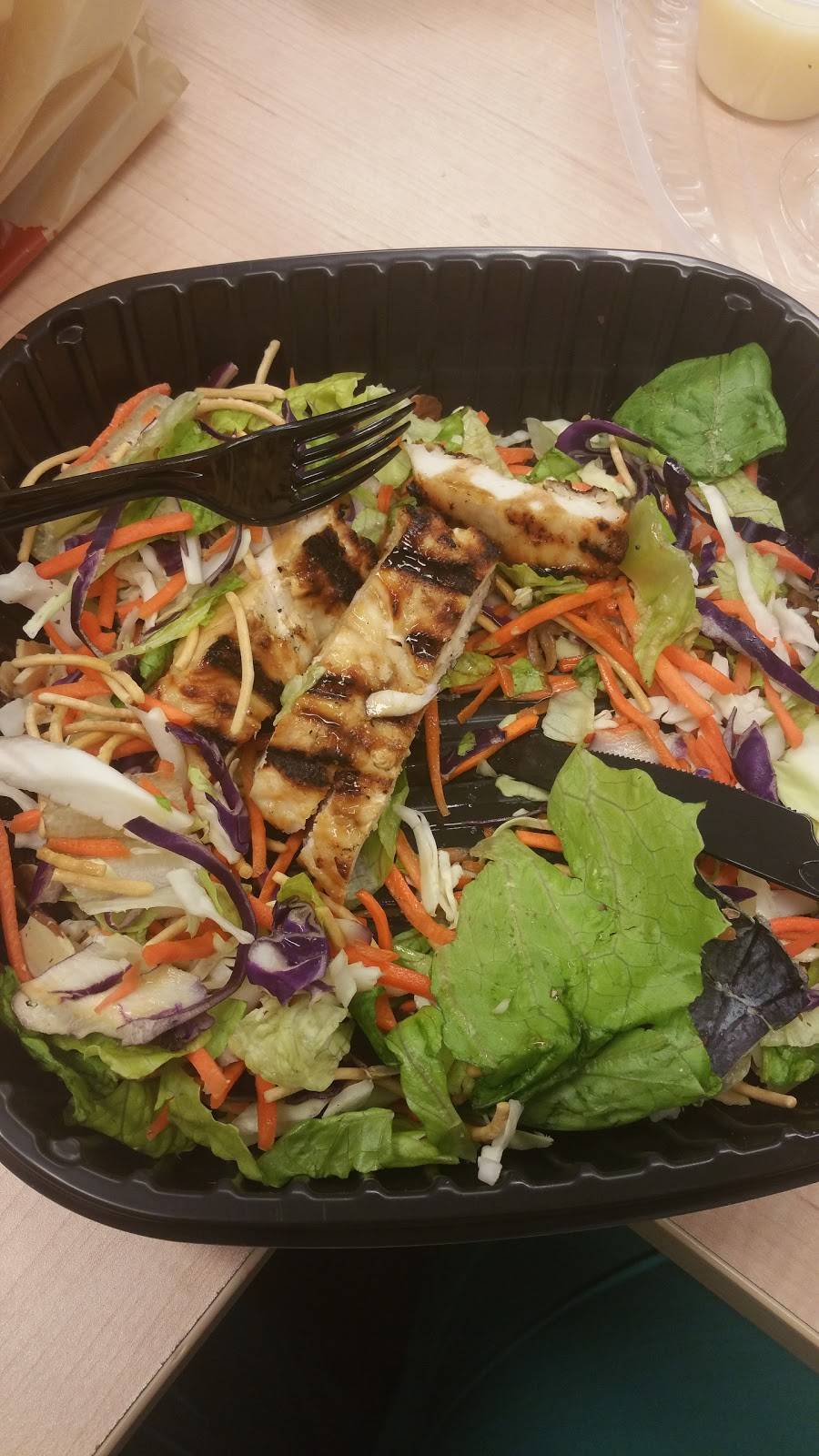 Applebees Grill + Bar | restaurant | 1776 Eastchester Rd, Bronx, NY 10461, USA | 7187925000 OR +1 718-792-5000