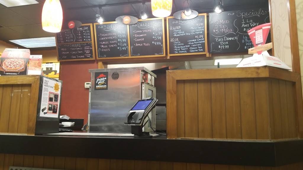 Pizza Hut | meal takeaway | 203 Magnolia Ave, Auburndale, FL 33823, USA | 8639651300 OR +1 863-965-1300