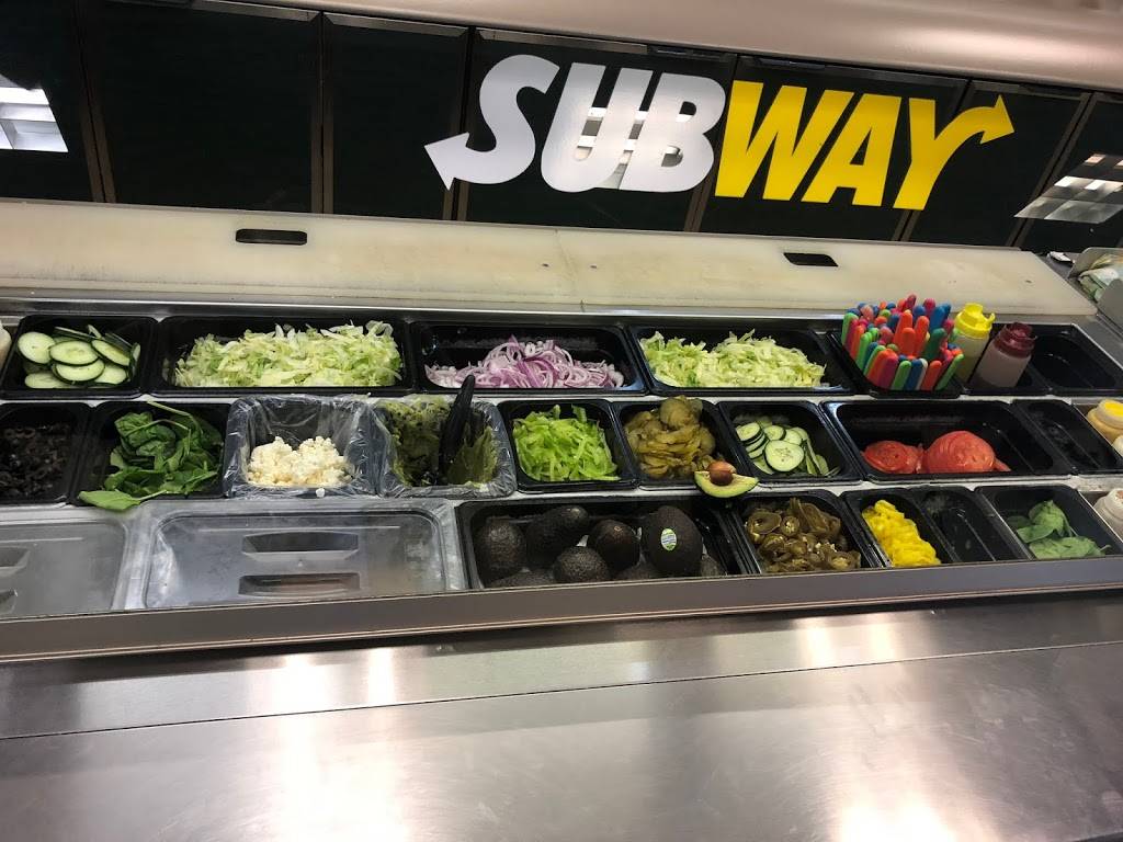 SUBWAY®Restaurants | restaurant | 3305, 10368 Mason Ave, Chatsworth, CA 91311, USA | 8187277233 OR +1 818-727-7233