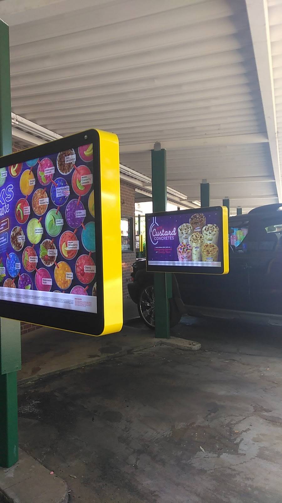 Sonic Drive-In | restaurant | 1500 Getwell Rd, Memphis, TN 38111, USA | 9017446599 OR +1 901-744-6599