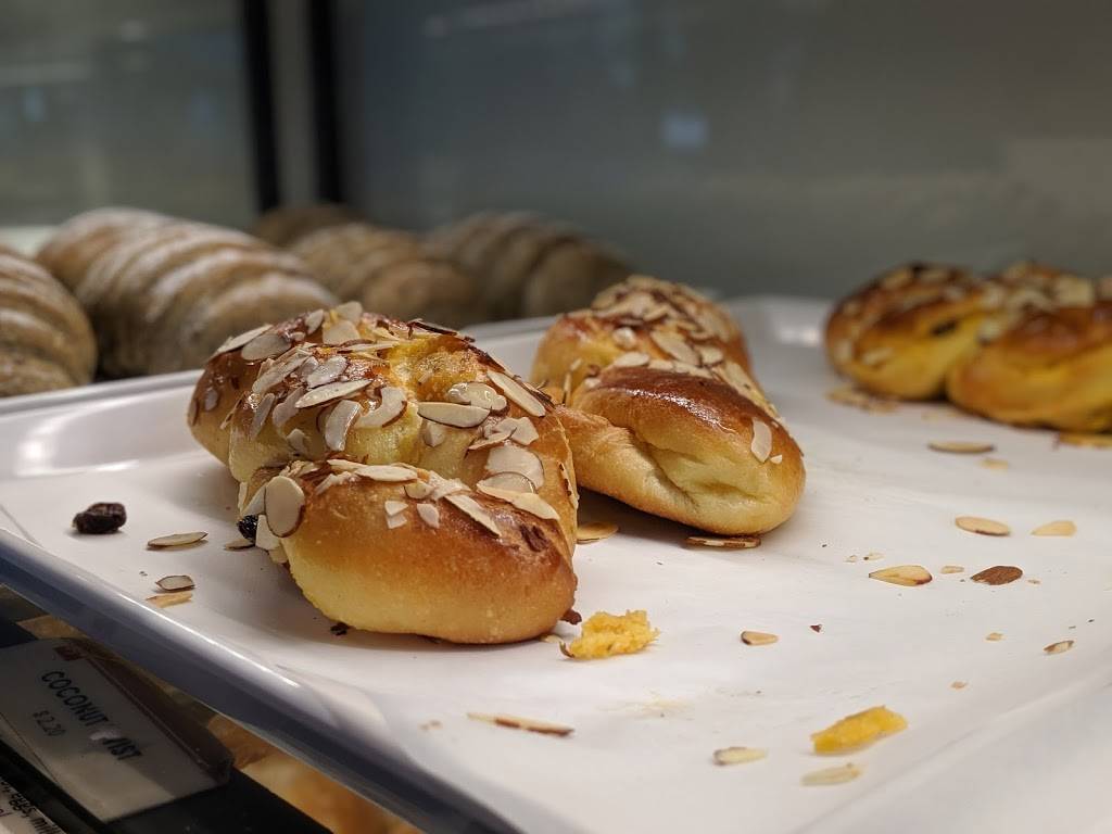 85°C Bakery Cafe - Edmonds | restaurant | 22611 76th Ave W #100, Edmonds, WA 98026, USA | 4256703085 OR +1 425-670-3085