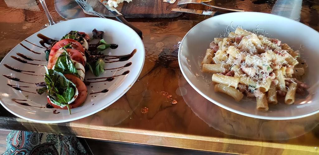 Caffé Vesuvio | restaurant | 701 E 3rd Ave, New Smyrna Beach, FL 32169, USA | 3864443510 OR +1 386-444-3510