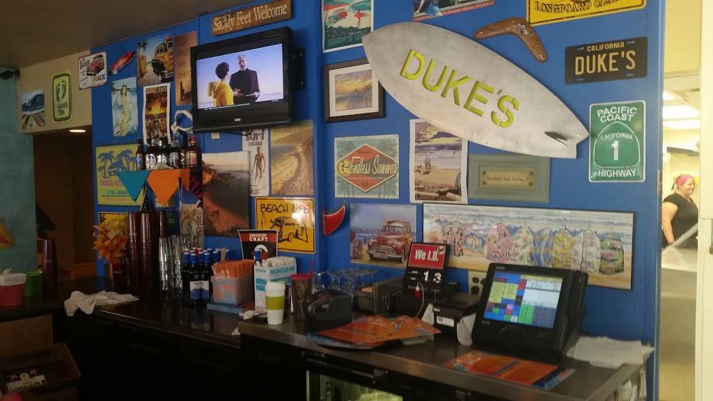 Dukes Burgers | restaurant | 293 Okoboji Grove Rd N, Arnolds Park, IA 51331, USA | 7123328059 OR +1 712-332-8059
