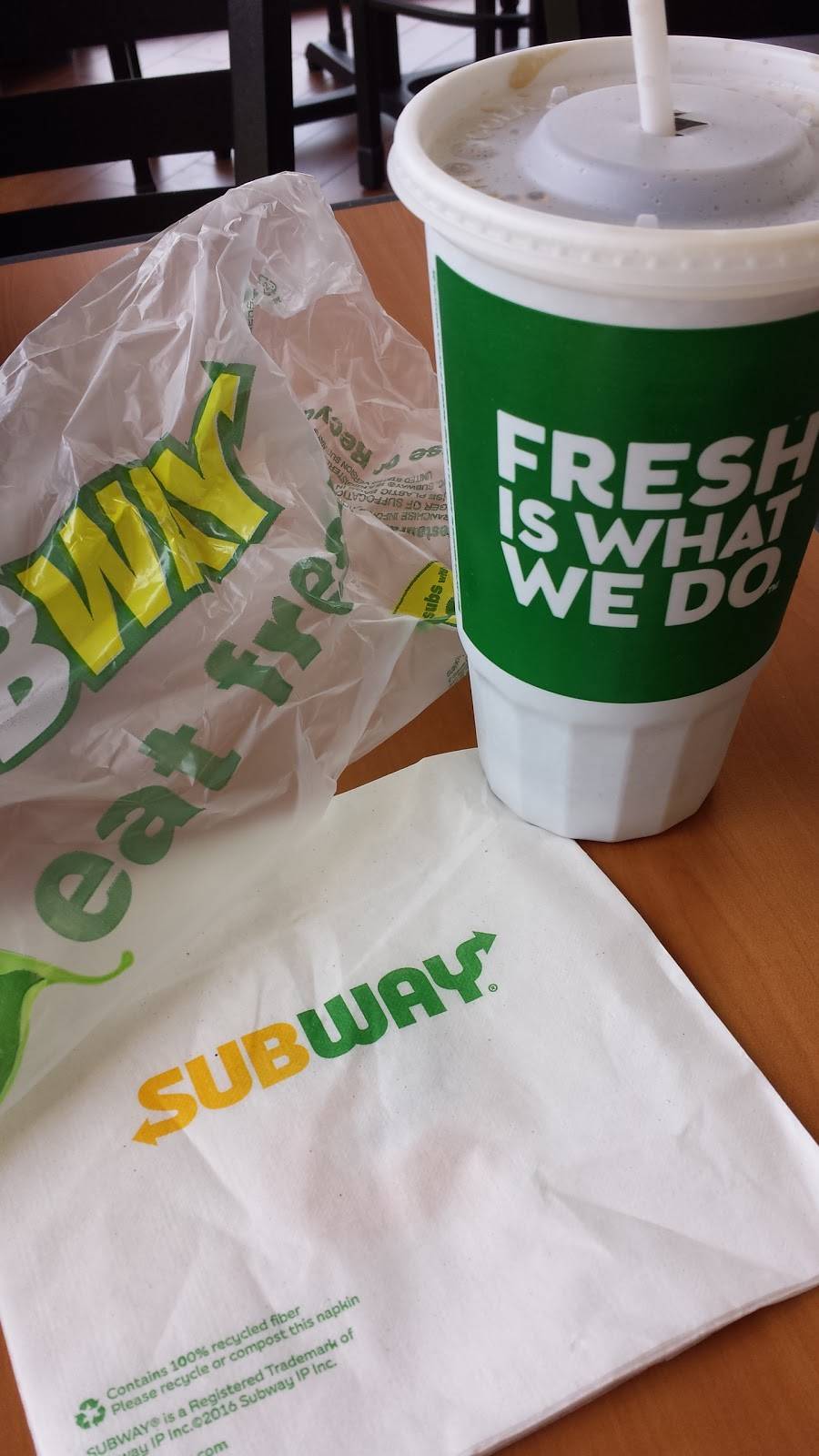 Subway | restaurant | 111 George King Blvd, Cape Canaveral, FL 32920, USA | 3217840727 OR +1 321-784-0727