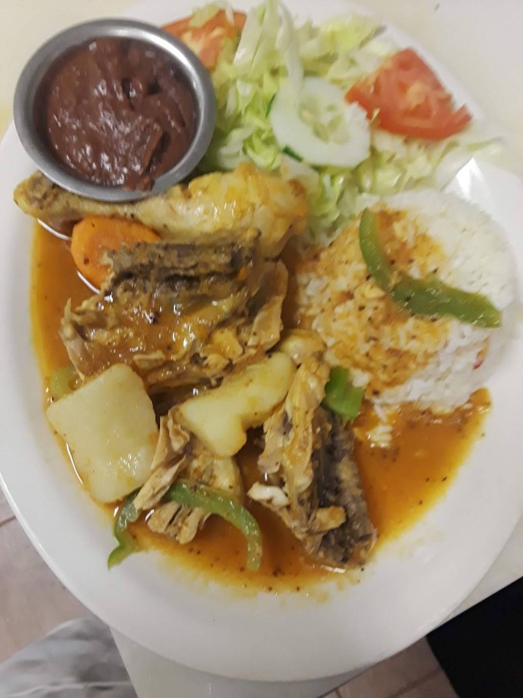 Vista Hermosa Family Restaurant | restaurant | 1150 Front St, Uniondale, NY 11553, USA | 5162806405 OR +1 516-280-6405