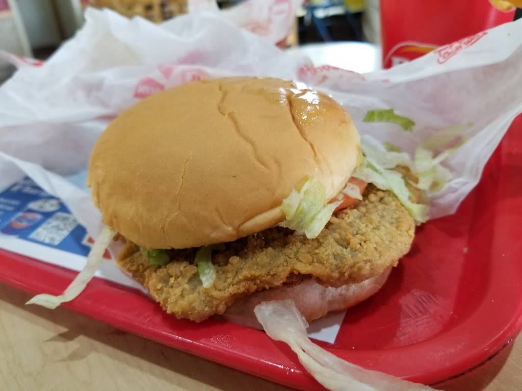 Dairy Queen | restaurant | 4721 Live Oak St, Marlin, TX 76661, USA | 2548833221 OR +1 254-883-3221