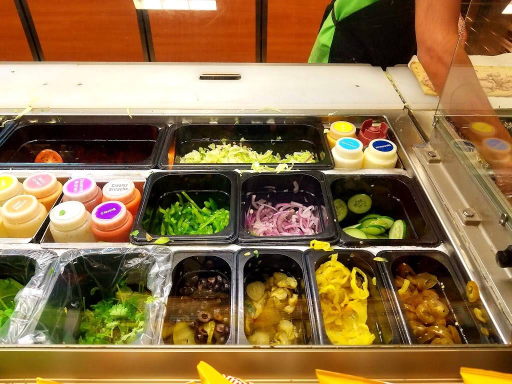 Subway Restaurants | restaurant | 1096 Rosecrans Ave, Gardena, CA 90247, USA | 3103298458 OR +1 310-329-8458