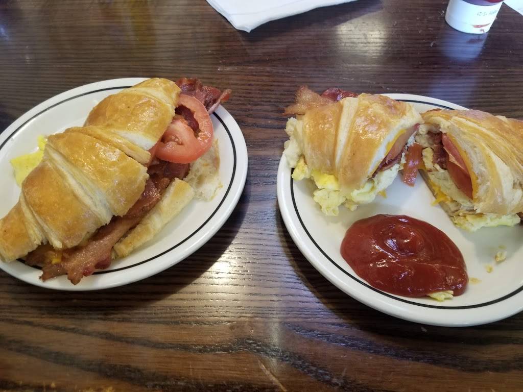 Corner Bakery Cafe | cafe | 1019 S Westwood Blvd, Los Angeles, CA 90024, USA | 3108241314 OR +1 310-824-1314