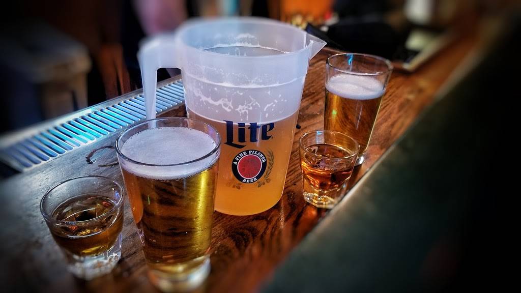 Smokin Joes Saloon | restaurant | 2001 E Carson St, Pittsburgh, PA 15203, USA | 4124316757 OR +1 412-431-6757