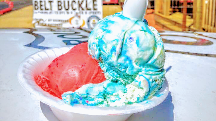 Moonicorn Ice Creamery and Funnel Cakery | cafe | 14400 State Hwy Z, St Robert, MO 65584, USA | 5738444241 OR +1 573-844-4241