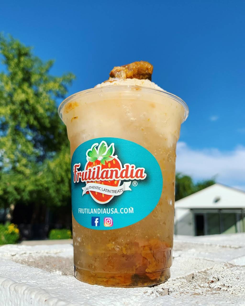 Frutilandia Country Club Dr. | restaurant | 351 N Country Club Dr, Mesa, AZ 85201, USA | 4804744772 OR +1 480-474-4772