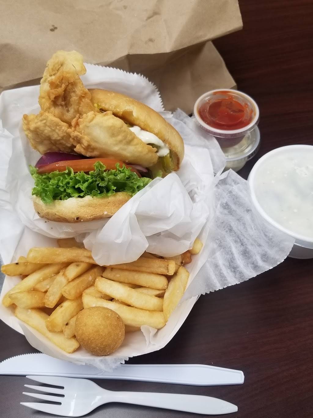 Wicked Good Grille | restaurant | 4111 NW 100th St, Ocala, FL 34482, USA | 3526222294 OR +1 352-622-2294