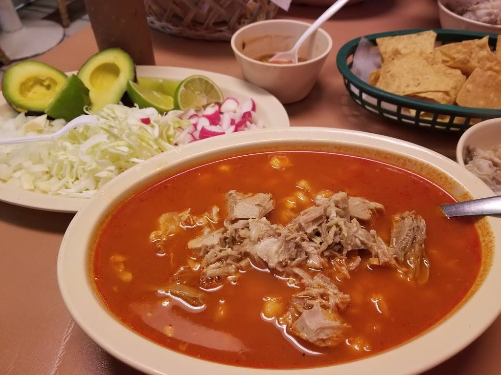 Pozoleria Sanjuan | restaurant | 1523 N Pulaski Rd, Chicago, IL 60651, USA | 7732765825 OR +1 773-276-5825