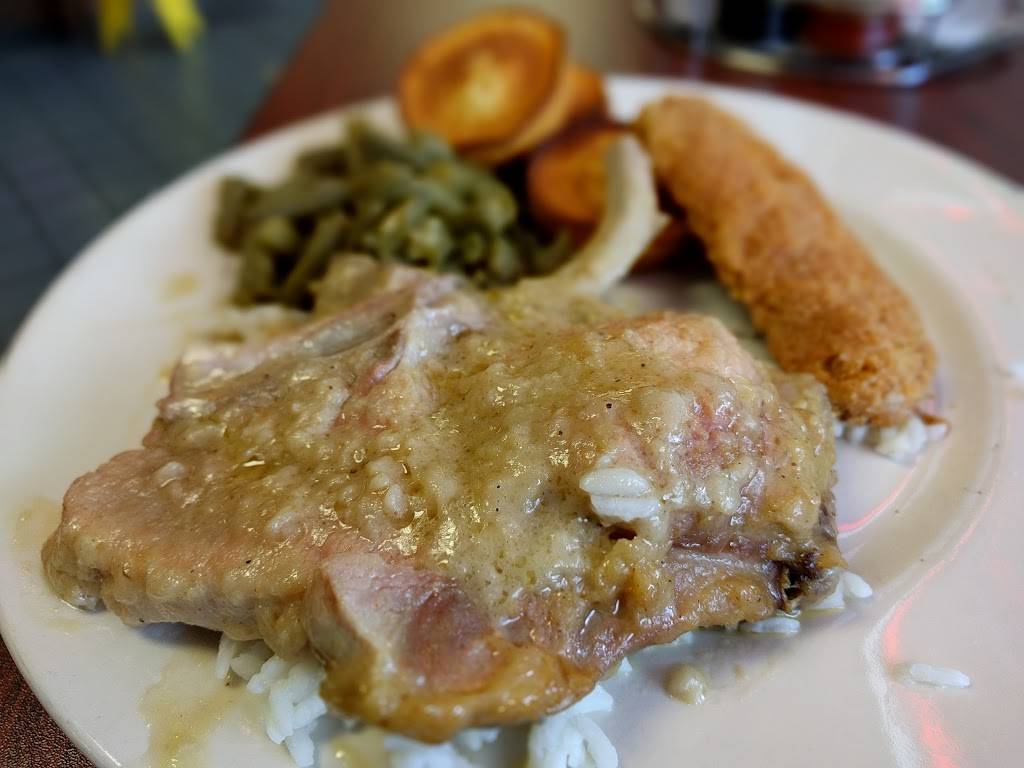 Mr. Catfish | restaurant | 1144 Airport Blvd, Austin, TX 78702, USA | 5125242020 OR +1 512-524-2020