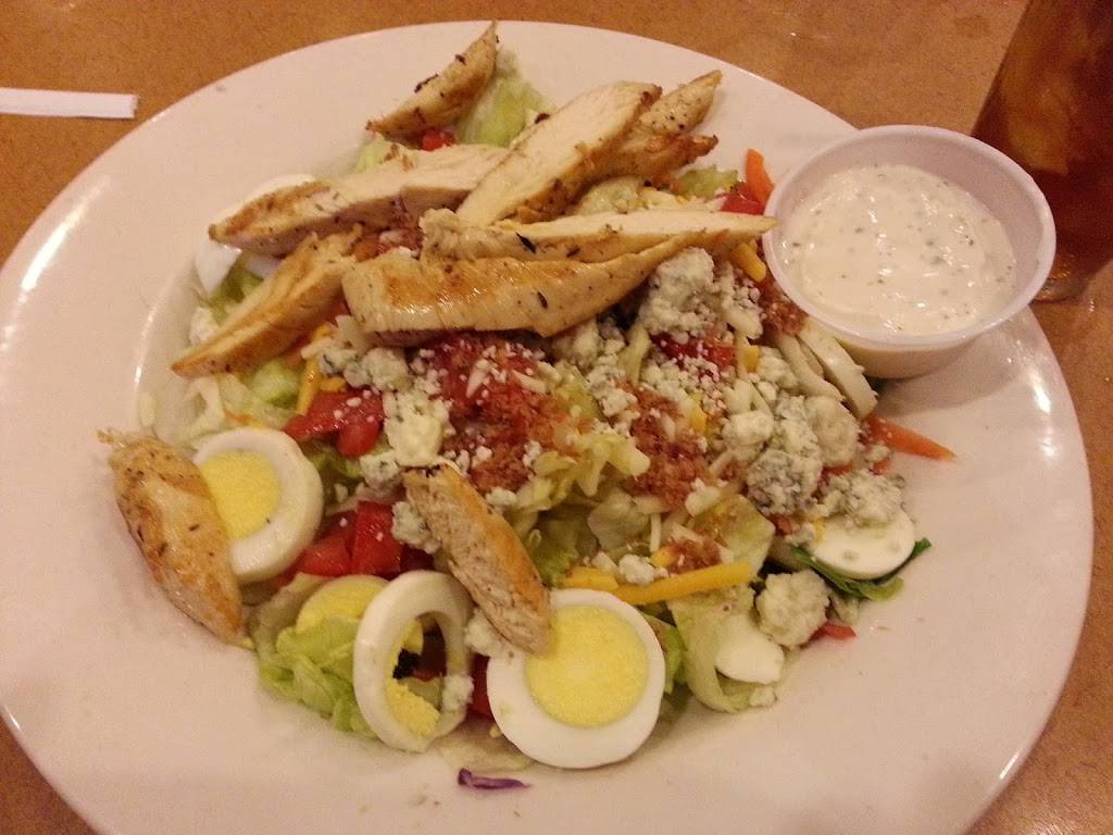 Club House Restaurant | restaurant | 10801 Starkey Rd #24, Largo, FL 33777, USA | 7273979251 OR +1 727-397-9251