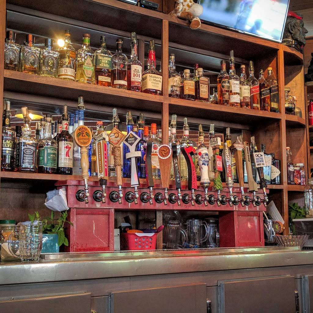 Duvall Tavern | restaurant | 15807 Main St NE, Duvall, WA 98019, USA | 4253186277 OR +1 425-318-6277