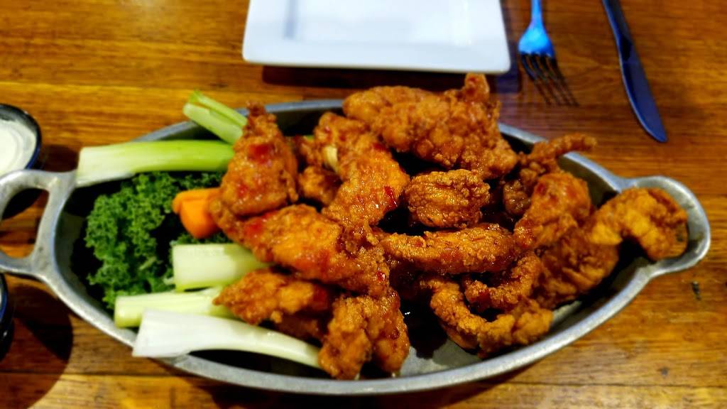 The Charlie Horse | restaurant | 99 Main St, Kingston, MA 02364, USA | 7815855550 OR +1 781-585-5550