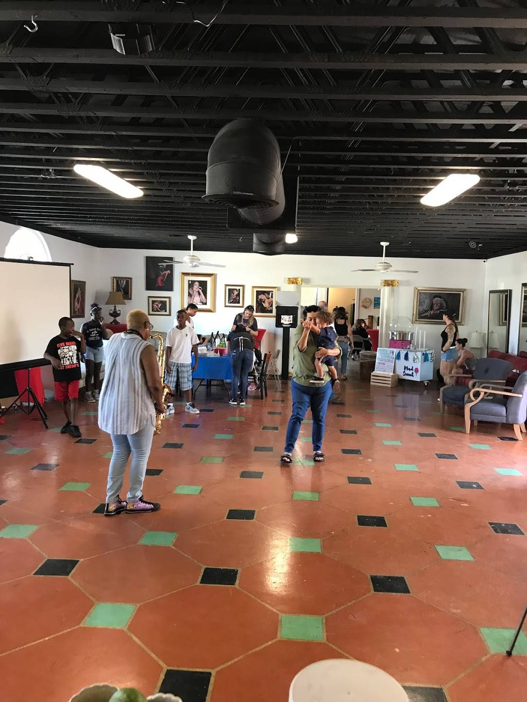 Juuuicy: Market, Vegan Food, Event Venue & More | restaurant | 540 Northwood Rd, West Palm Beach, FL 33407, USA | 5615084841 OR +1 561-508-4841