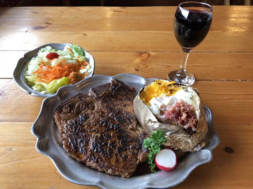 Little Red Barn Steakhouse | restaurant | 1836 S Hackberry, San Antonio, TX 78210, USA | 2105324235 OR +1 210-532-4235