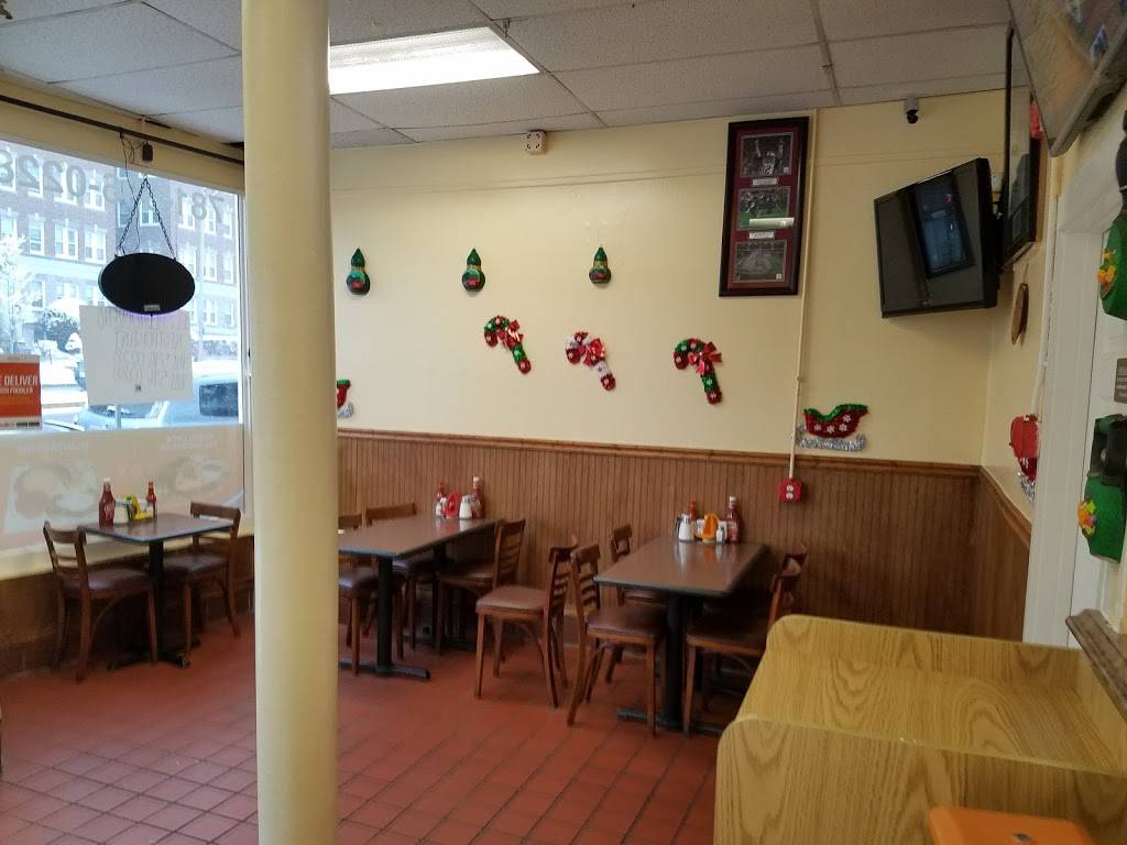 El Salvadoreño Restaurant | restaurant | 120 Broad St, Lynn, MA 01902, USA | 7815960228 OR +1 781-596-0228