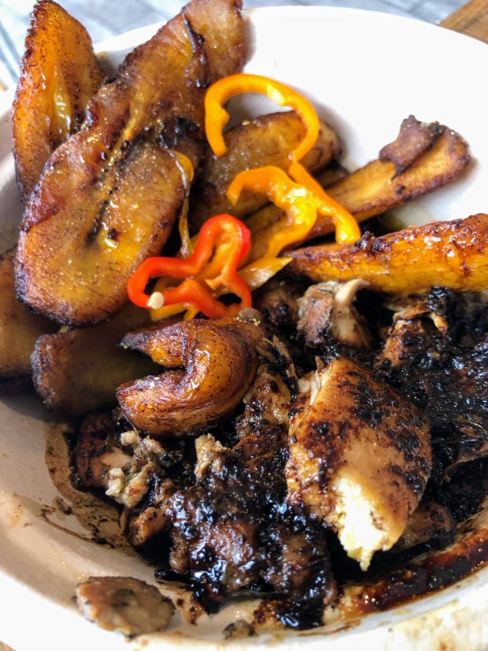 Yumvillage | restaurant | 6500 Woodward Ave, Detroit, MI 48202, USA | 3133346099 OR +1 313-334-6099