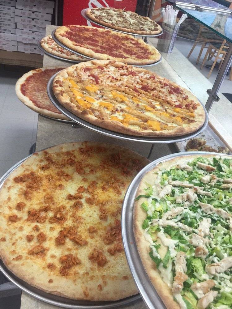 Pizza Village | restaurant | 1702 Mt Holly Rd # 1, Burlington, NJ 08016, USA | 6093879344 OR +1 609-387-9344