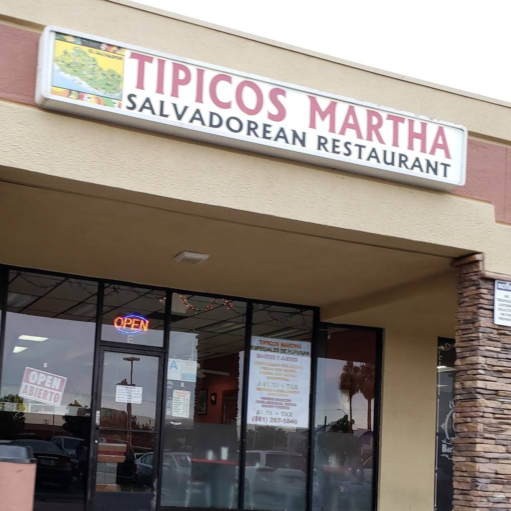 Martha Tipicos Restaurant | restaurant | 2220 E Palmdale Blvd, Palmdale, CA 93550, USA | 6612671040 OR +1 661-267-1040