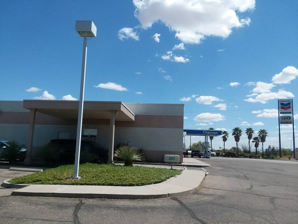 A&W | meal takeaway | 6261 E Benson Hwy, Tucson, AZ 85756, USA | 5206640907 OR +1 520-664-0907