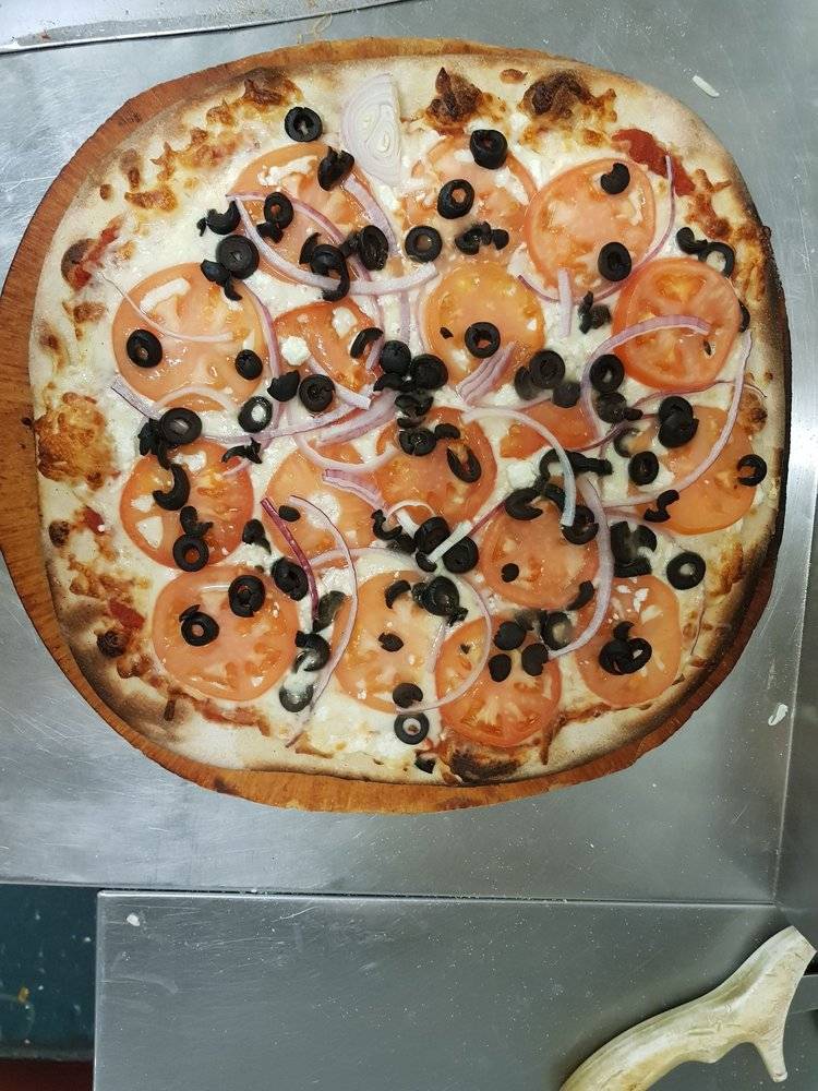 Sunrise Pizza | restaurant | 134 Newbury St, Peabody, MA 01960, USA | 9785356479 OR +1 978-535-6479