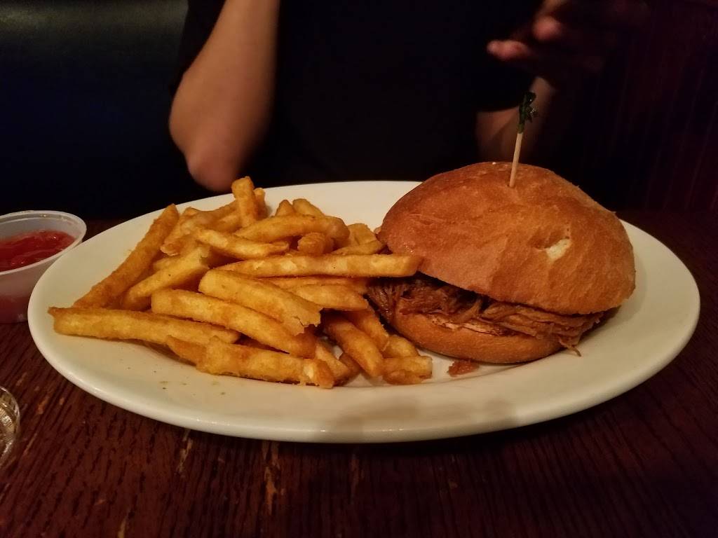 Okatie Ale House | restaurant | 25 William Pope Dr, Bluffton, SC 29909, USA | 8437062537 OR +1 843-706-2537